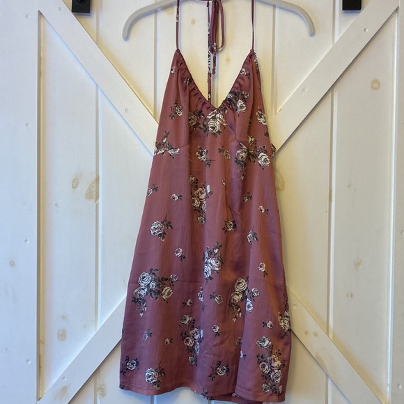 Slip - Picture 3 of 4